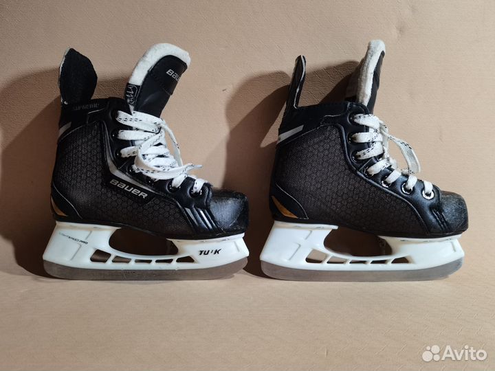 Коньки хоккейные детские Bauer Supreme One4 Yth11R