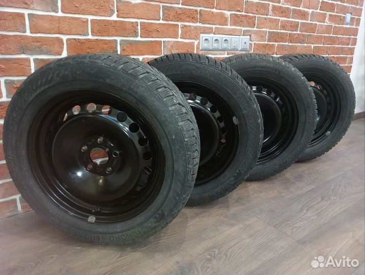 Зимние колеса R 16 на Ford Focus