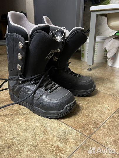 Сноубордические ботинки