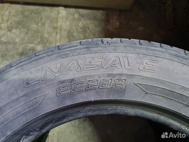 Dunlop Enasave EC202 205/60 R16 92H