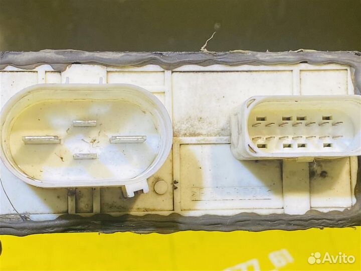 Блок управления вентилятора радиатора #: 4079 Vol