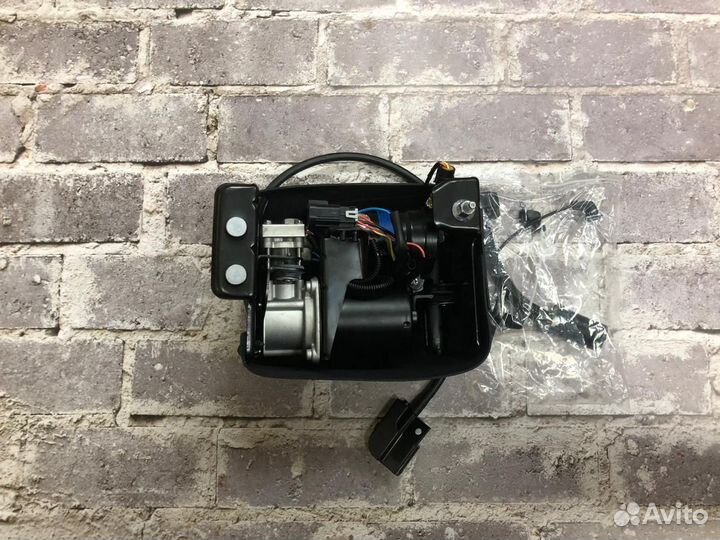 Компрессор на Cadillac Escalade 15254590