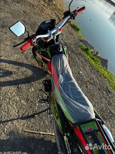 Мотоцикл Sharmax Sport 240