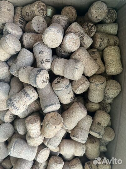 Пробки от шампанского