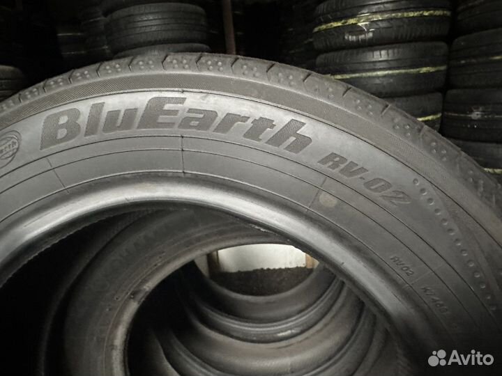 Yokohama BluEarth RV-02 195/60 R16 92H