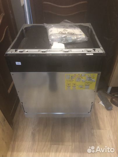Посудомоечная машина Electrolux 60 новая