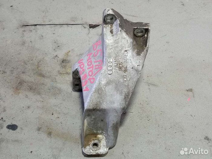 Кронштейн двигателя Volkswagen Passat B5 (1996—2001) 46763