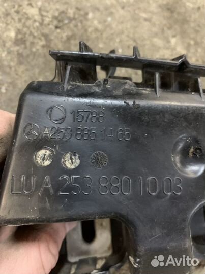 Кронштейн заднего бампера Mercedes C class W205