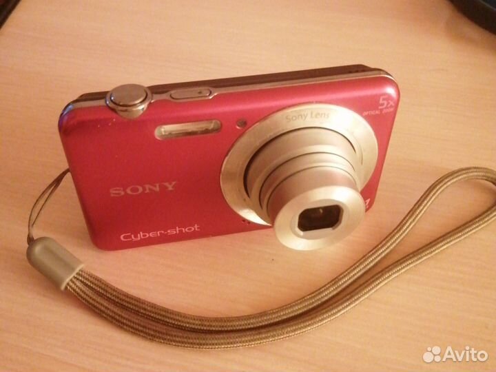 Компактный фотоаппарат Sony DSC-W710