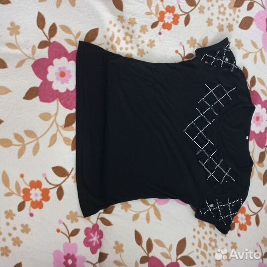 Продам весь набор одежды