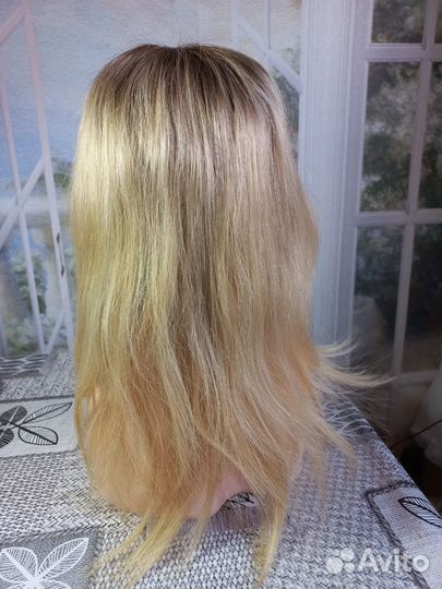 Парик из искусственных волос