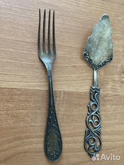 Мельхиоровые ложки десертные