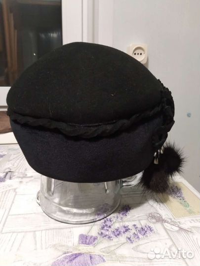 Женская шапка