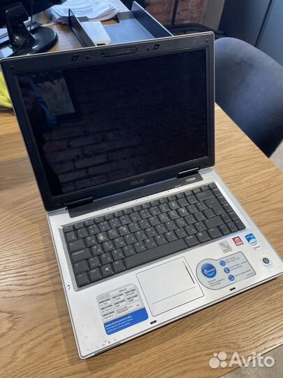 Ноутбук Asus A8S
