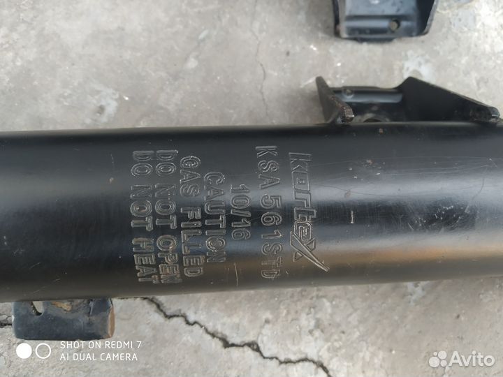 Передние амортизаторы бмв е90