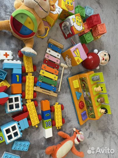 Развивающие игрушки пакетом