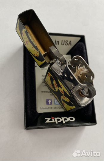 Зажигалка Zippo Hazardous 24330