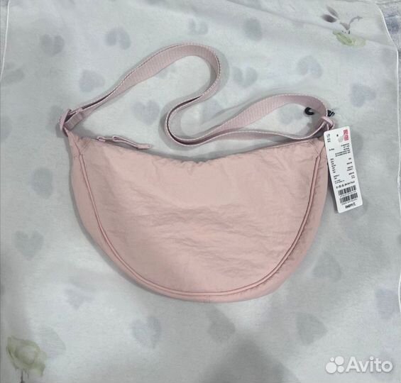 Сумка Uniqlo Round Mini Shoulder Bag розовая