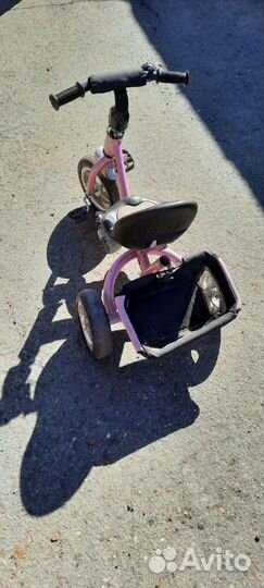 Детский велосипед с родительской ручкой б/у