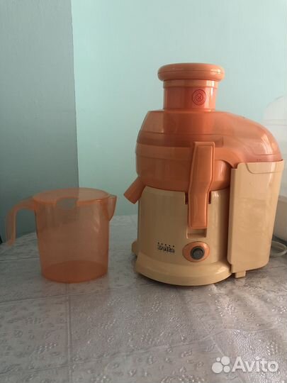 Соковыжималка Delta DL-0215