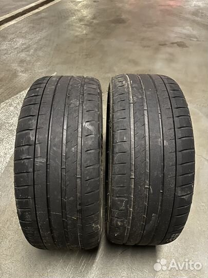 Michelin Pilot Sport 4 S 225/40 R19 и 255/35 R19 96Y