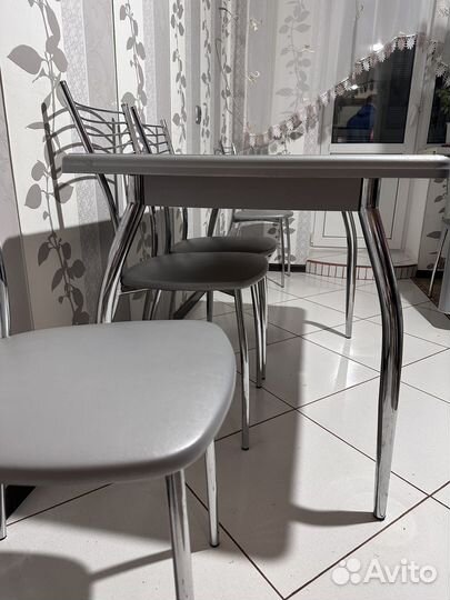 Кухонный стол бу