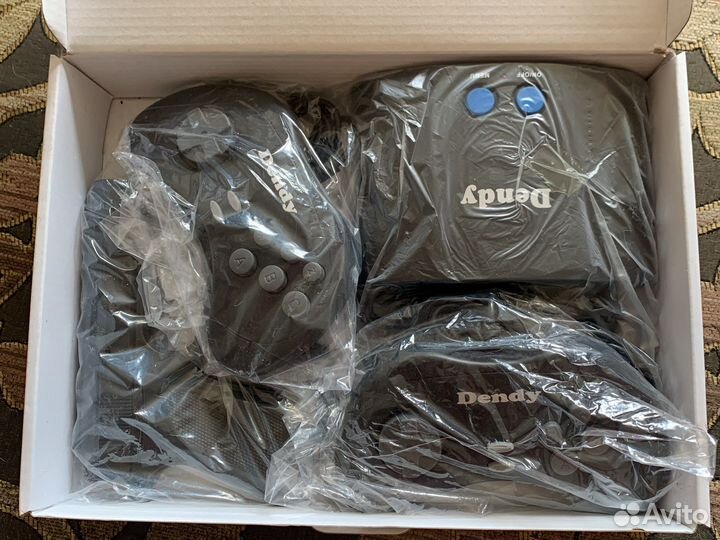 Игровая приставка dendy