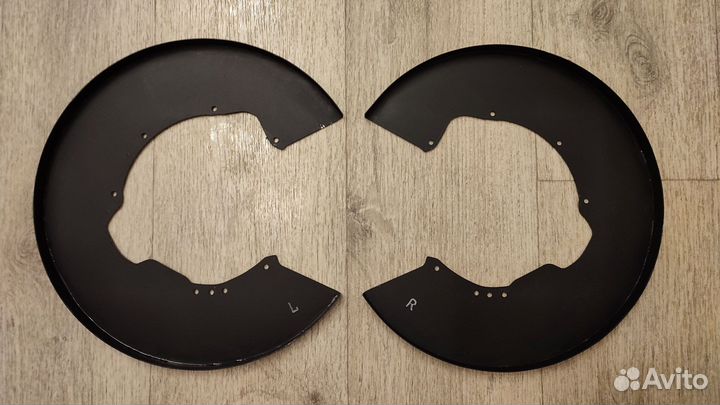 Кожух тормозного диска Toyota Highlander 2