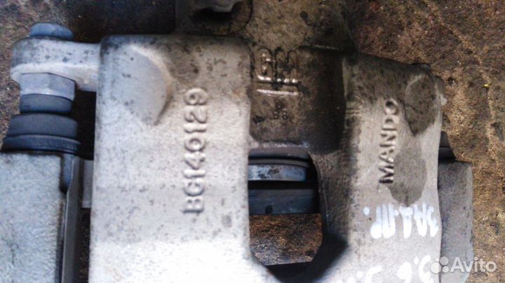 Суппорт задний правый Cadillac CTS 2