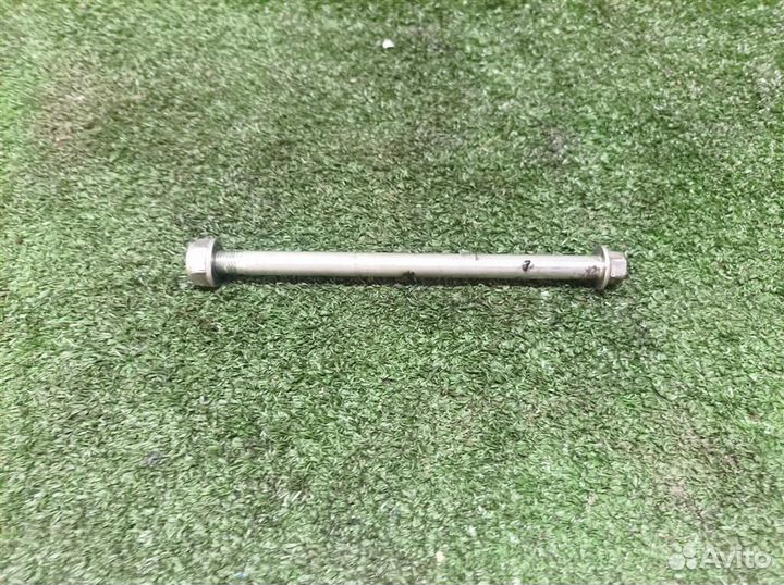 Болт (мото) honda today