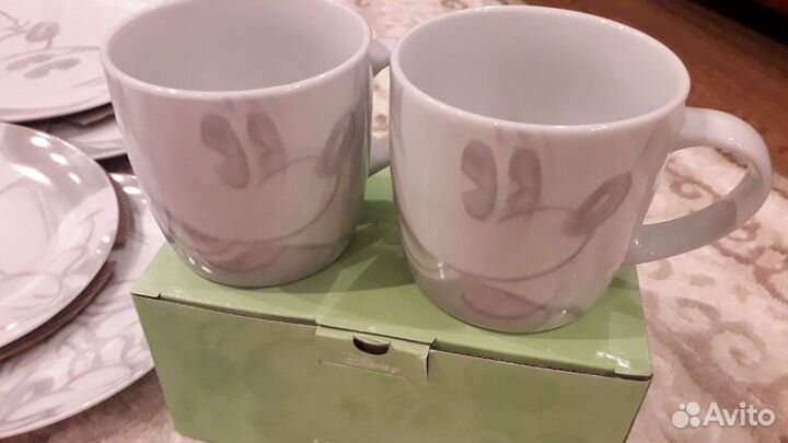 Набор столовой посуды Disney новый