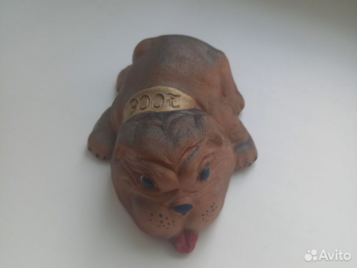 Собака сувенир