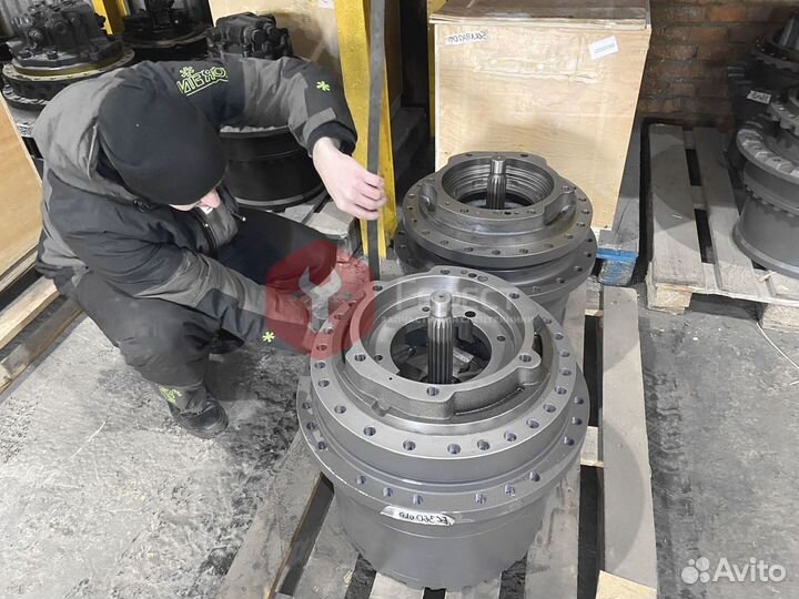 Бортовой редуктор EC380DLR 14566401