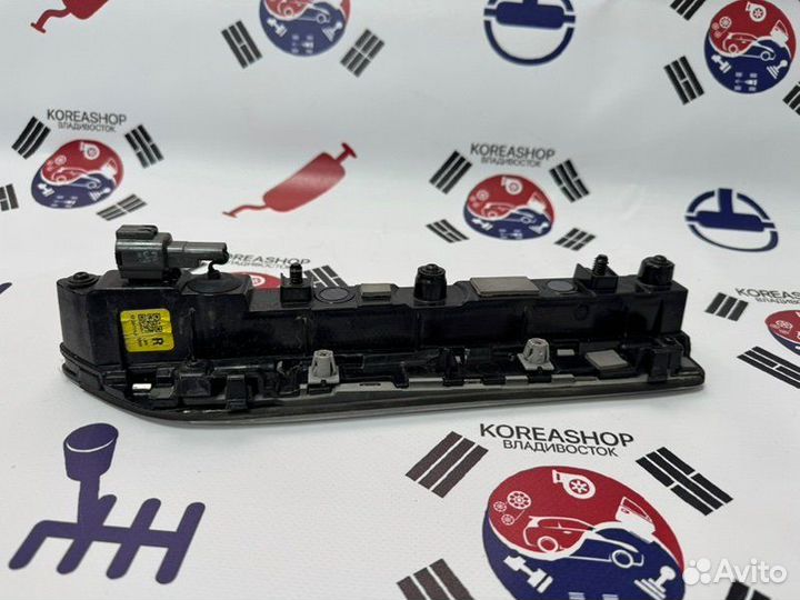 Повторитель в крыло передний правый Genesis G80 DH