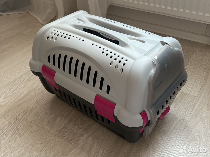 Переноска для кошек пластиковая