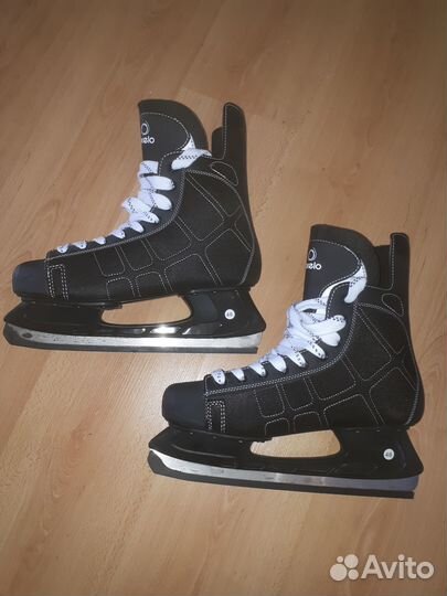 Коньки хоккейные