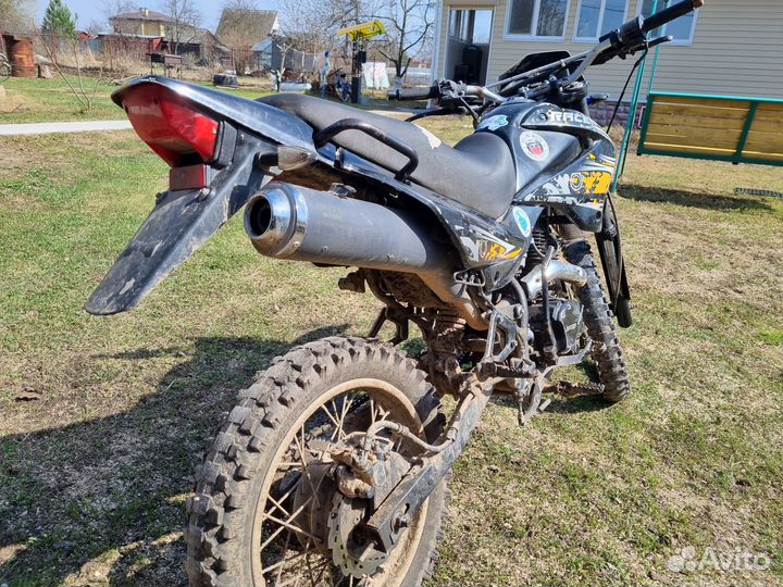 Racer Panther 200