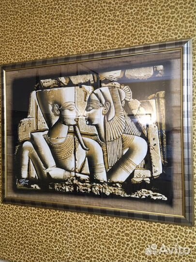 Папирус в раме под стеклом