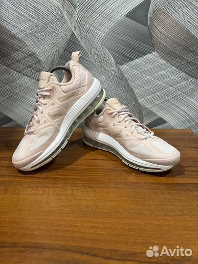 Кроссовки Nike air max genome размер 39