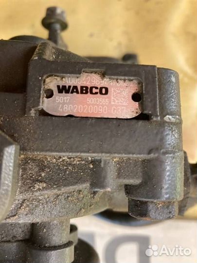 Клапан ускорительный Mercedes-Benz Actros 3 (MP3)