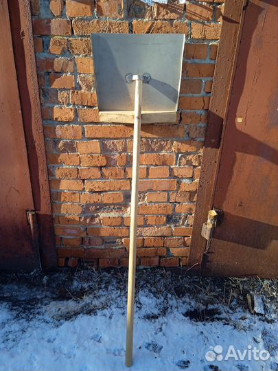 Лопата снеговая