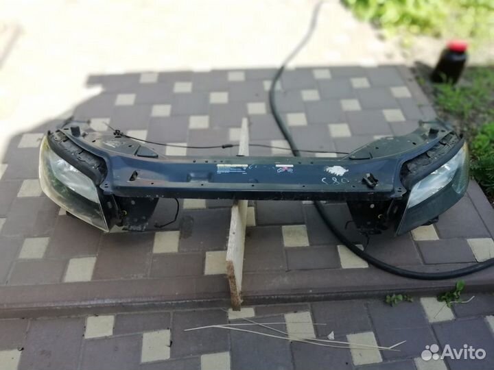 Передняя панель телевизор вольво 80 2009 год