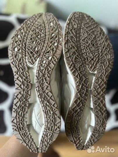 Кроссовки женские 38 размер