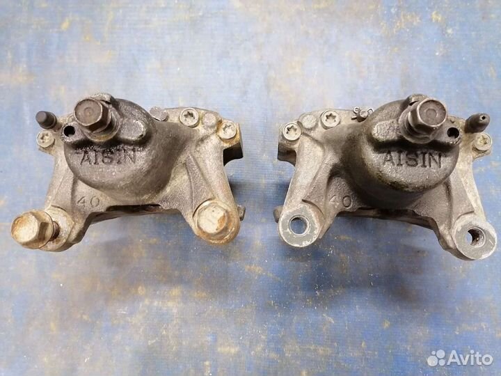 Задние суппорта Toyota Altezza