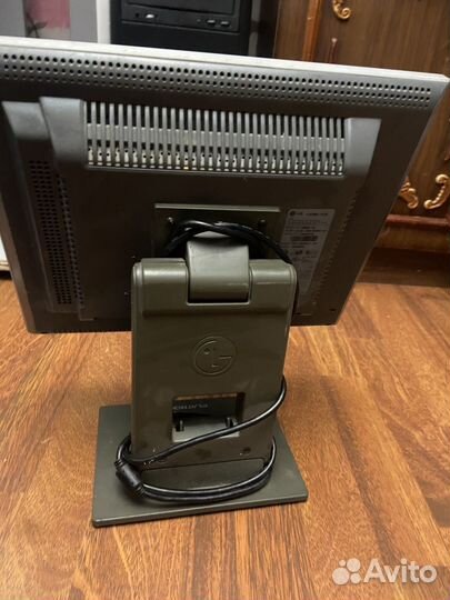 Монитор LG flatron LB500K-GL