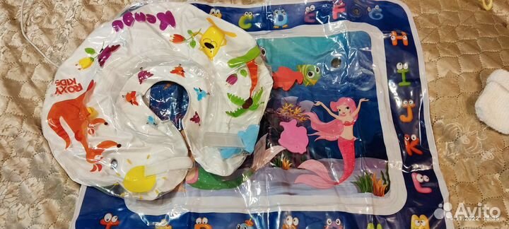 Развивающий коврик и круг для плавания