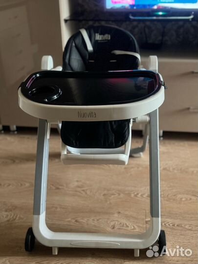 Стульчик для кормления nuovita futuro senso
