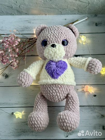 Плюшевая игрушка мишка в кофточке