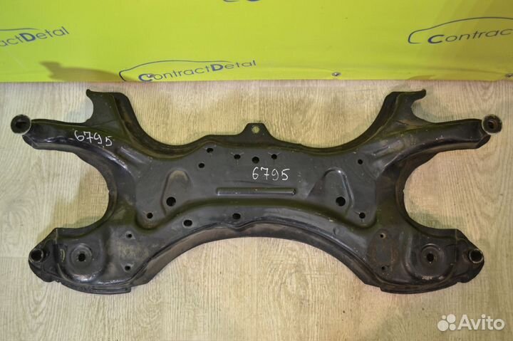 Подрамник балка двс Тойота Королла E120 Е12 Версо