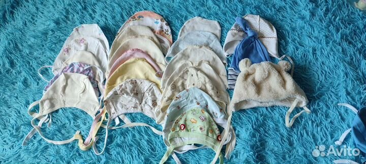 Чепчики шапочки антицарапки носочки на малышей